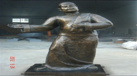 三亚义福阁烤鸭店玻璃钢雕塑制作完成